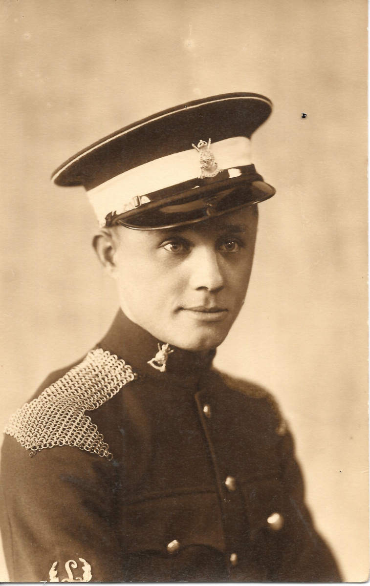 35_SUSI-6-2-002-Tpr-Jim-Whimpey-Hants-Carabiniers-c1938