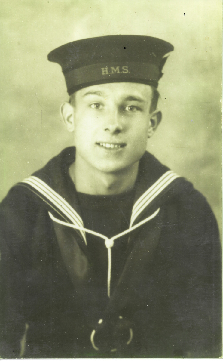 42_PEW-6-4-003-Pete-Whatley-c1943
