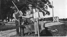 06_NJ-6-2-007-Red-Rice-workers-with-Dick-and-Peter-Passingham-c1935