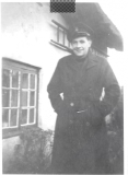 29_TR-6-2-001-Cyril-Reeves-at-86-Little-Ann-c1944