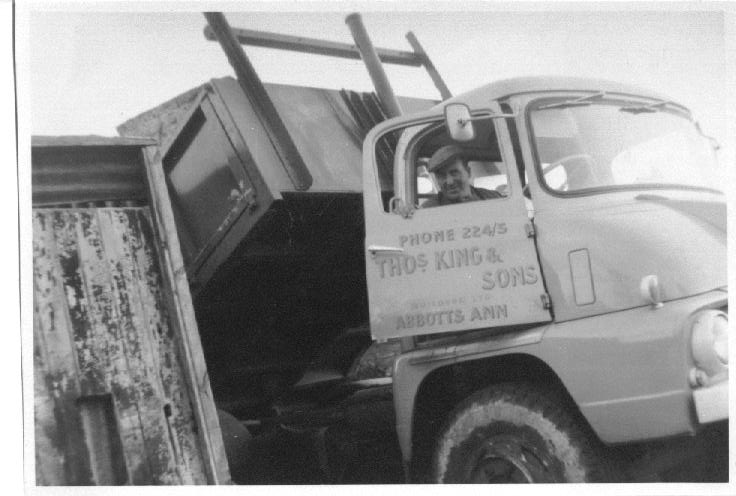 Stan Pearl in King's lorry at Swallowfield 1965