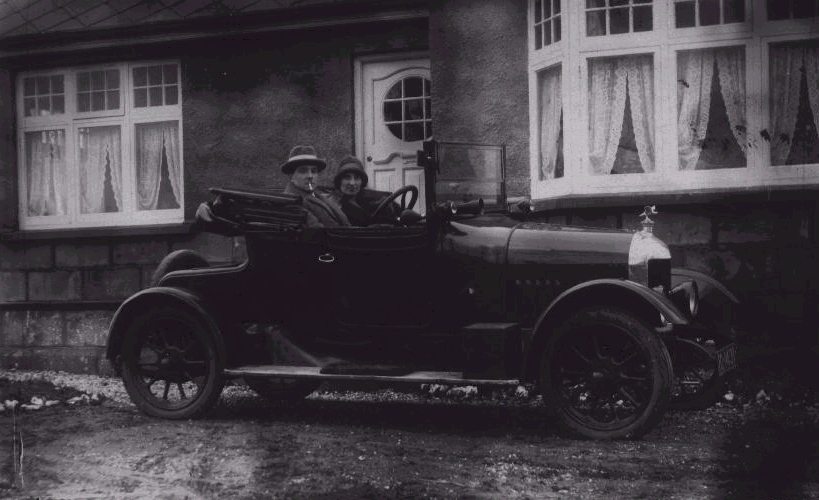 Picture shows Maurice Bleines Uncle and Aunt