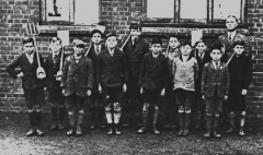Abbotts Ann School gardening class c1930