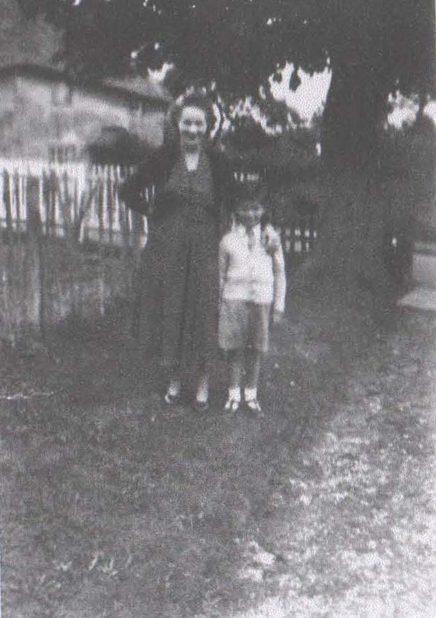 Daisy-Whatley-and-John