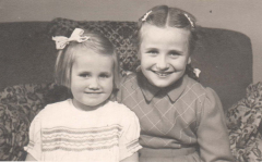 Carol-and-Valerie-Bussey