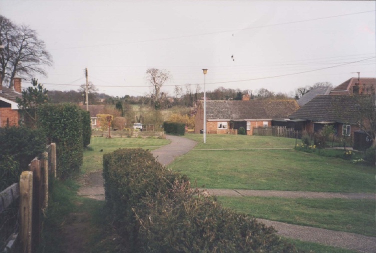 AAPC-6-1-105 -- 73, 64, 63, 65 Bulbery looking east -- c2000