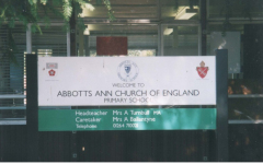 AAPC-6-1-065 -- Duck Street, School -- school noticeboard -- 19-Jul-2000