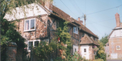 AAPC-6-1-070 -- Monxton Road,  Shilling Cottage -- east and north elevations -- 19-Jul-2000