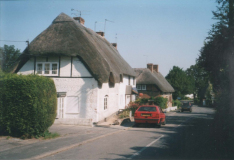 AAPC-6-1-094 -- 57 Cygnet Cottage from north -- 19-Jul-2000