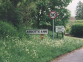 AAPC-6-1-039 -- Monxton Road (West Hill) village entrance, name and 30mph sign -- 2000